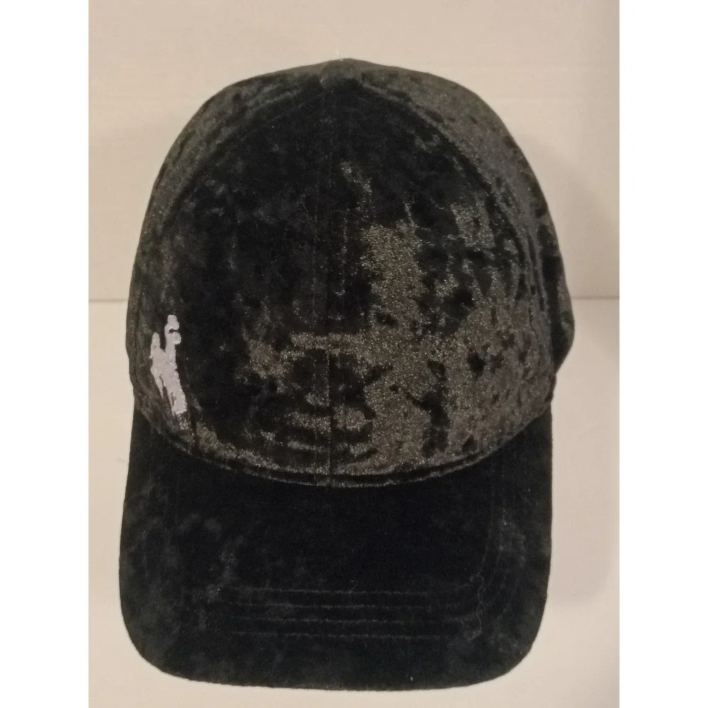 ZooZatz Wyoming Cowboys Black Crushed Velvet Baseball Hat Adjustable‎ Cap